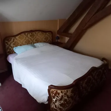 Manoir De Tromcourt Gasthuis 3*